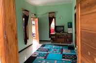 Lobi Homestay Awaludin