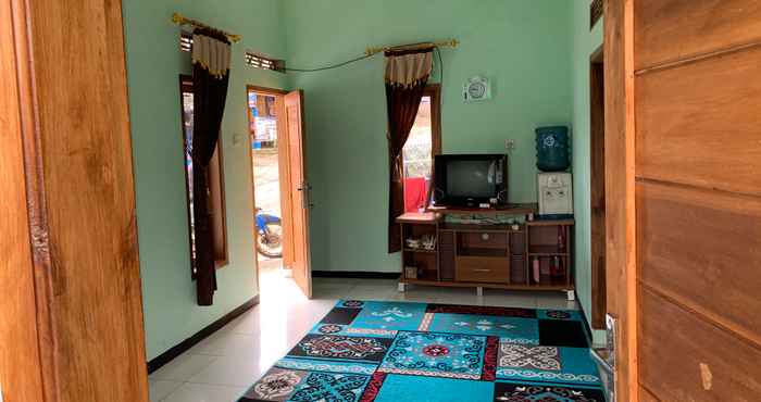 Lobby Homestay Awaludin