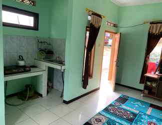 Bedroom 2 Homestay Awaludin