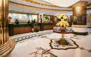 Lobby 4 Windsor Plaza Hotel