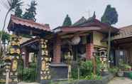 Sảnh chờ 6 Yoschis Bromo Homestay 