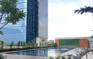 Kolam Renang 5 Stylish Studio at The Vertu Apartment Connected to Ciputra World Mall By Travelio