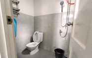 Toilet Kamar 5 VILLA EMERALD E5 BY N2K