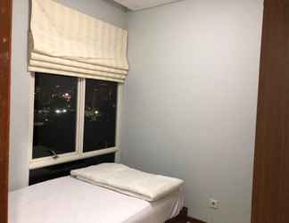 Bilik Tidur 2 Modern 2BDR Apartemen Thamrin Residence 01GH