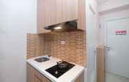 Common Space 5 Comfort 2BR Apartment @ Green Pramuka City By Travelio