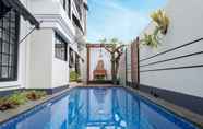 Kolam Renang 2 Hening Pool Villa