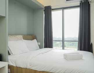 Kamar Tidur 2 Stunning Studio at Sky House BSD Apartment By Travelio