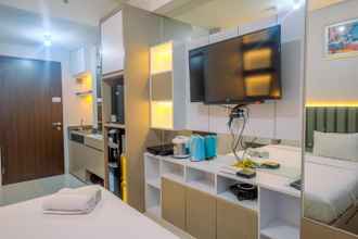 Common Space 4 Comfy and Nice Studio Apartment at Transpark Cibubur By Travelio