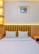 BEDROOM Stylish and Homey Studio Room at Transpark Cibubur Apartment By Travelio