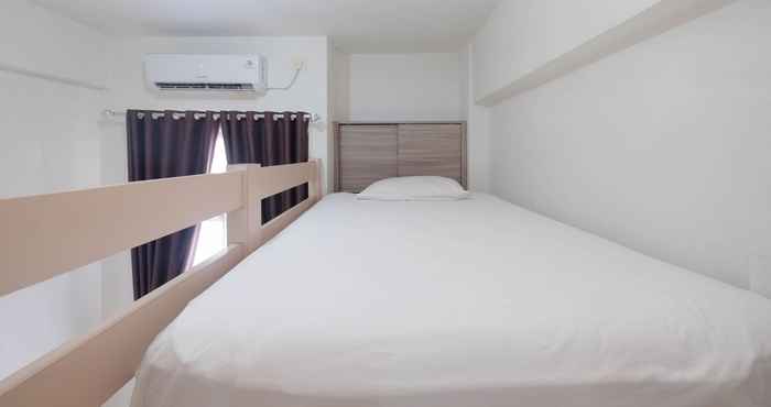 ห้องนอน Cozy and Comfortable Stay Studio at Dave Apartment By Travelio