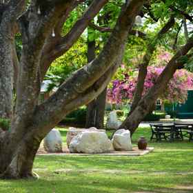 Common Space 1 แมคคาน รีสอร์ท, โรงแรม & ที่พัก ระเบียงนาคาเฟ่