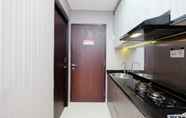 Ruang untuk Umum 2 Simply Clean and Cozy 1BR Apartment With Sofabed at Atlanta Residence By Travelio