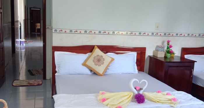 Bedroom Quoc Hung 2 Hotel