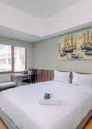 BEDROOM Comfortable Pool View Studio Room Apartment at Gateway Park LRT City Bekasi By Travelio