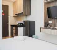 Common Space 2 Comfy and Nice Studio at Serpong Garden Apartment By Travelio