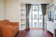 Common Space Comfort Living and Cozy 1BR at M-Town Residence By Travelio