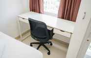 Common Space 2 Minimalist and Comfy Studio Room at Serpong Garden Apartment By Travelio