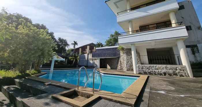 Kolam Renang 4K Garden Resort By Cocotel