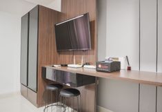 Common Space 2 Comfort and Nice Studio at West Vista Apartment By Travelio