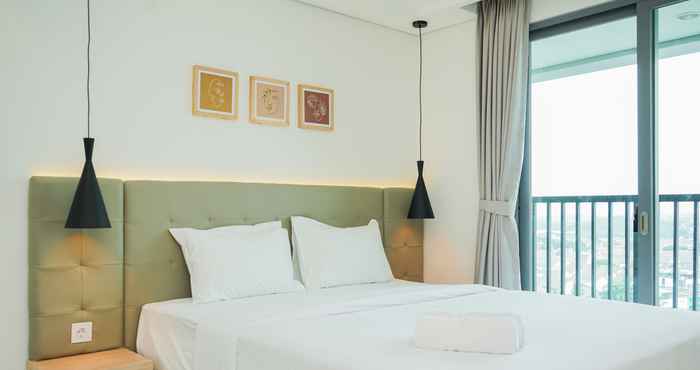 Bedroom Minimalist and Comfort Studio at Embarcadero Bintaro Apartment By Travelio