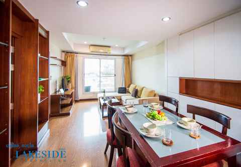 ห้องนอน Lakeside Condominium