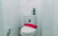 In-room Bathroom 5 Comfort Living 1BR with Extra Room at MT Haryono Residence Apartment By Travelio