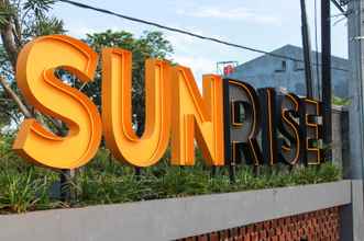 Luar Bangunan 4 Sunrise Hotel Kudus