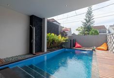 Swimming Pool 4 Josh Guest House