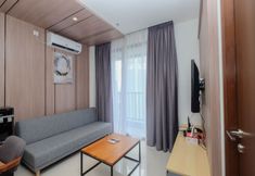 공용 공간 2 Comfort and Elegant 1BR at Ciputra World 2 Apartment By Travelio Premium