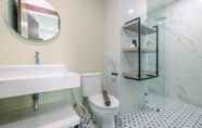 In-room Bathroom 7 Strategic and Stunning 2BR Kemang Village Apartment By Travelio