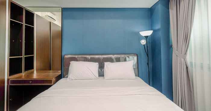 Kamar Tidur Strategic and Stunning 2BR Kemang Village Apartment By Travelio