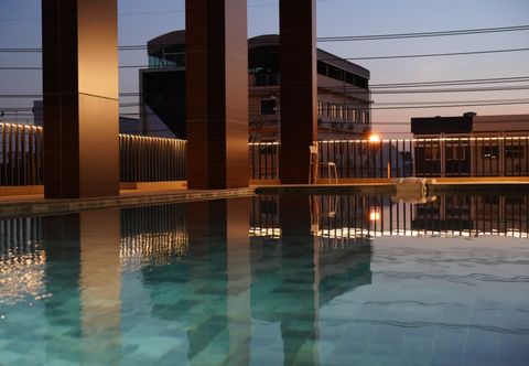 Swimming Pool S3 Huahin Hotel