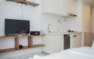 Ruang untuk Umum 3 Elegant and Nice Studio Apartment at Sky House BSD near AEON Mall By Travelio