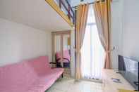 Ruang untuk Umum Cozy Living and Comfortable Studio Room Apartment at Dave By Travelio