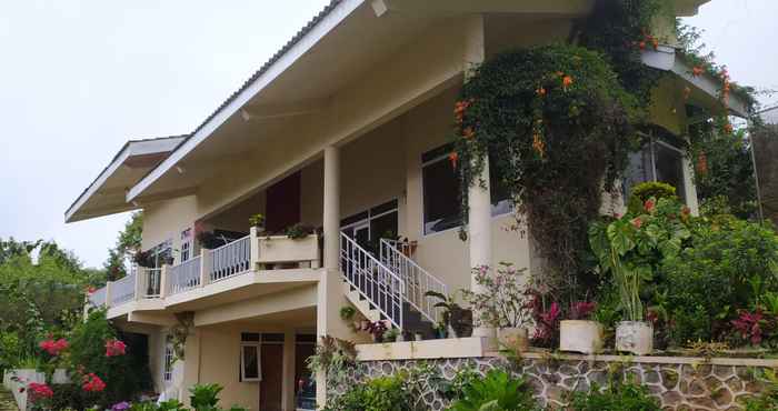 Exterior Villa Fiedo with Mountain View 