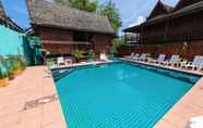 Swimming Pool 5 Mandarin Lodge