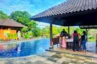 Bar, Cafe and Lounge Villa Sayang Lombok New