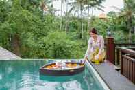 Swimming Pool Graha Petulu by Pramana Villas