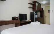 Common Space 2 Warm and Comfort Studio Room Apartment at M-Town Residence By Travelio