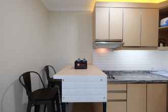 Ruang untuk Umum 4 Minimalist and Comfy Studio at City Home MOI Apartment By Travelio