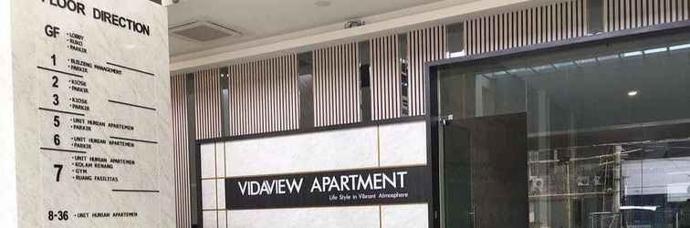 Lobby Vida View Apartement by Husni