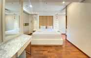 Kamar Tidur 5 Luxurious 2BR at Parahyangan Residence Apartment By Travelio