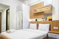 Kamar Tidur Cozy and Simply Studio at Vida View Makassar By Travelio