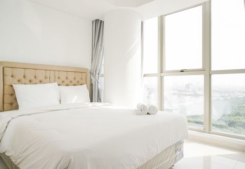 침실 Strategic and Stunning 2BR Gold Coast Apartment near PIK By Travelio
