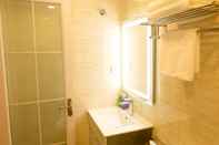 Toilet Kamar THE CROWN HOTEL KLIA