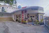 Luar Bangunan FaizahChoirul Homestay