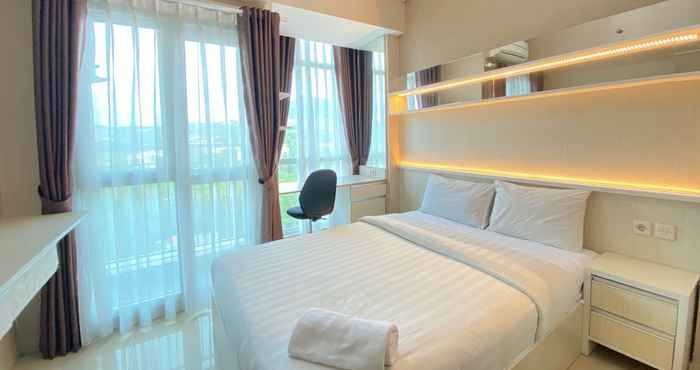 Bedroom Spacious and Cozy Studio Apartment at Taman Melati Jatinangor By Travelio