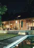 LOBBY Authentic Javanese House in the Heart of the City