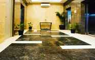 Lobby 4 Apartment Sentra Timur by Family Group