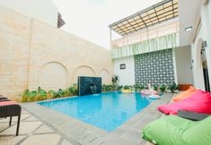 Swimming Pool 2 Villa Ruang Rindu Malioboro